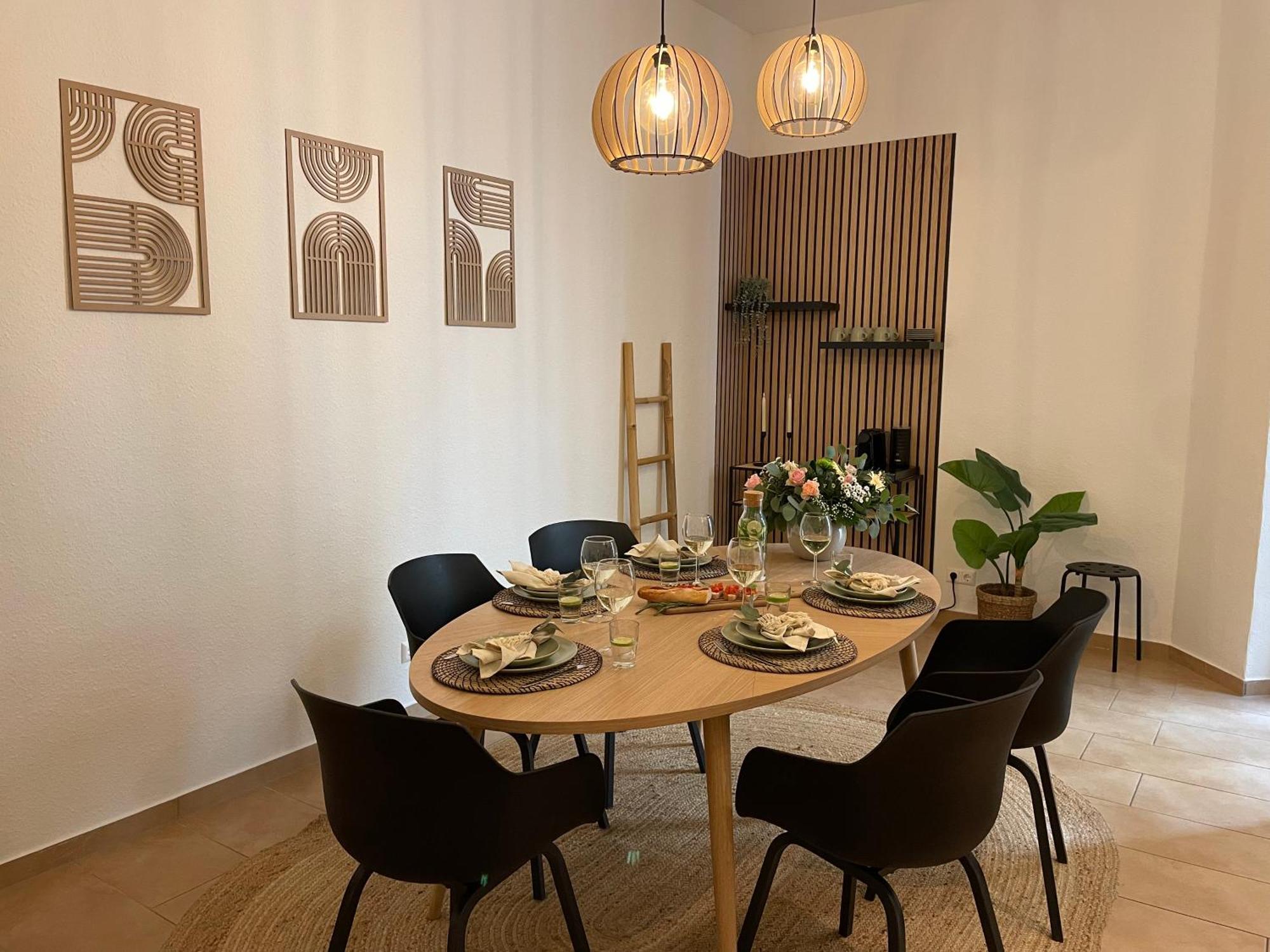 Bamboo Apartment *